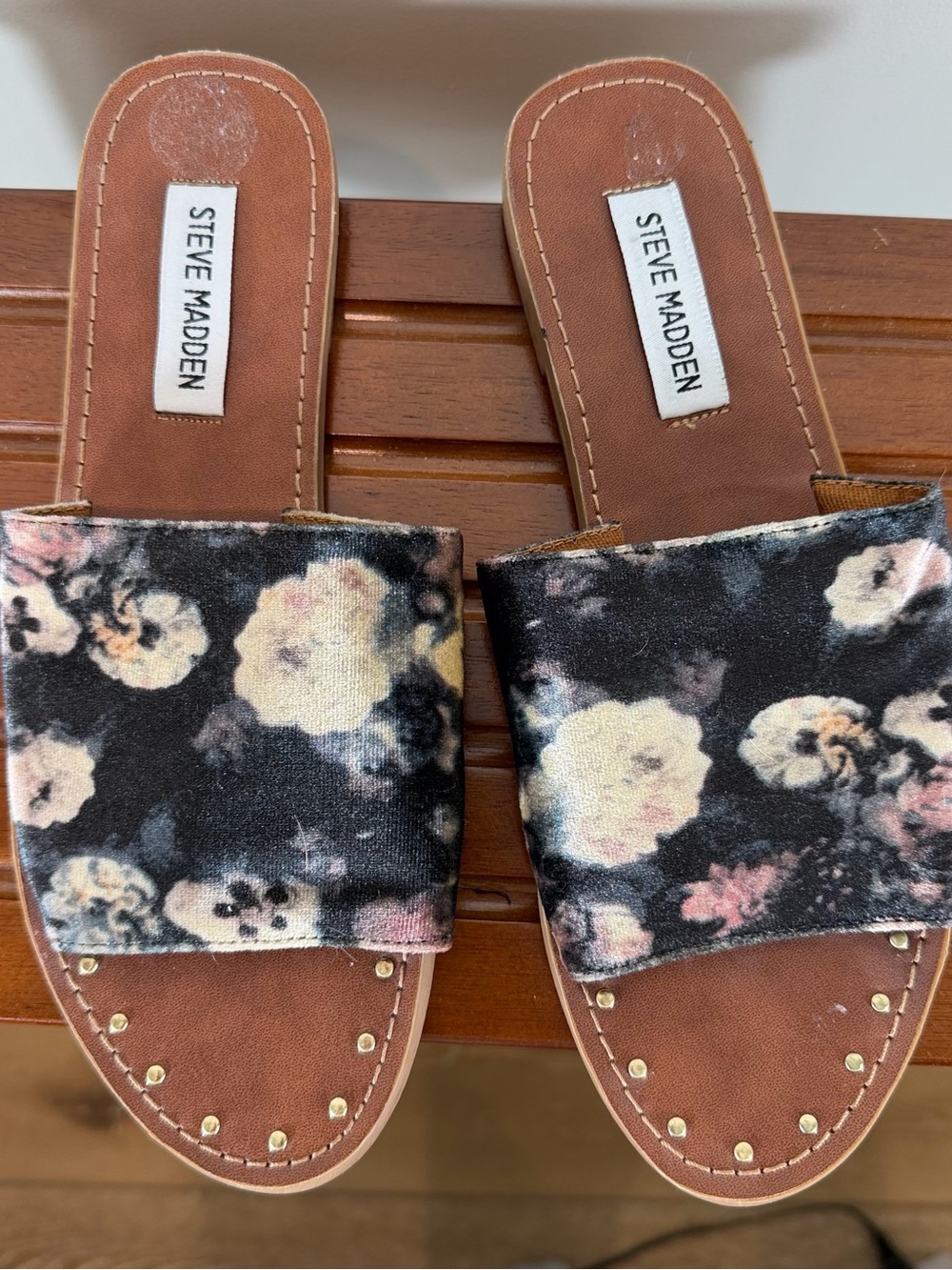 Steve Madden Black Floral Velvet Slide Mules Size 8M